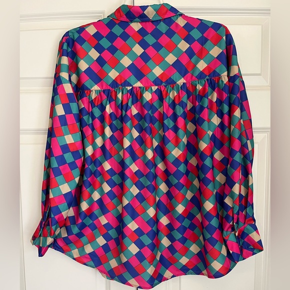 Fate Silky Color Block Button Down Top Small - Picture 3 of 9